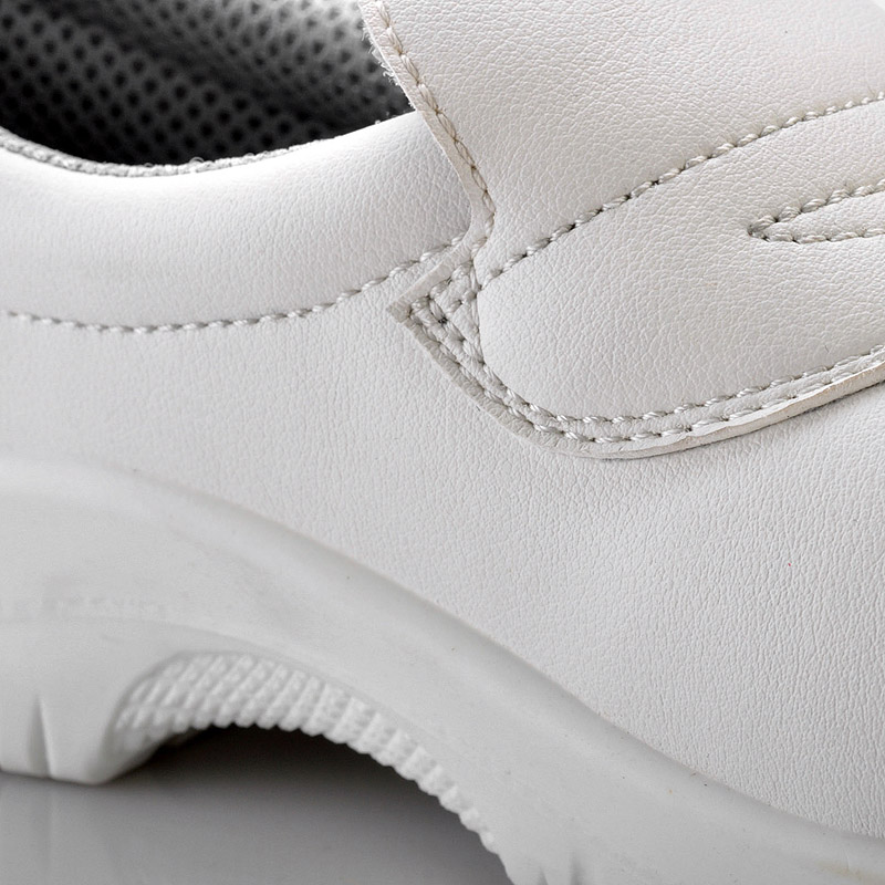 Obuwie ochronne z antypoślizgowym kompozytowym podnoskiem dla przemysłu spożywczego 